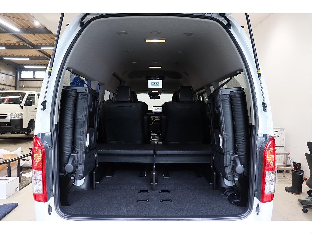 トヨタ ハイエース(41枚目)