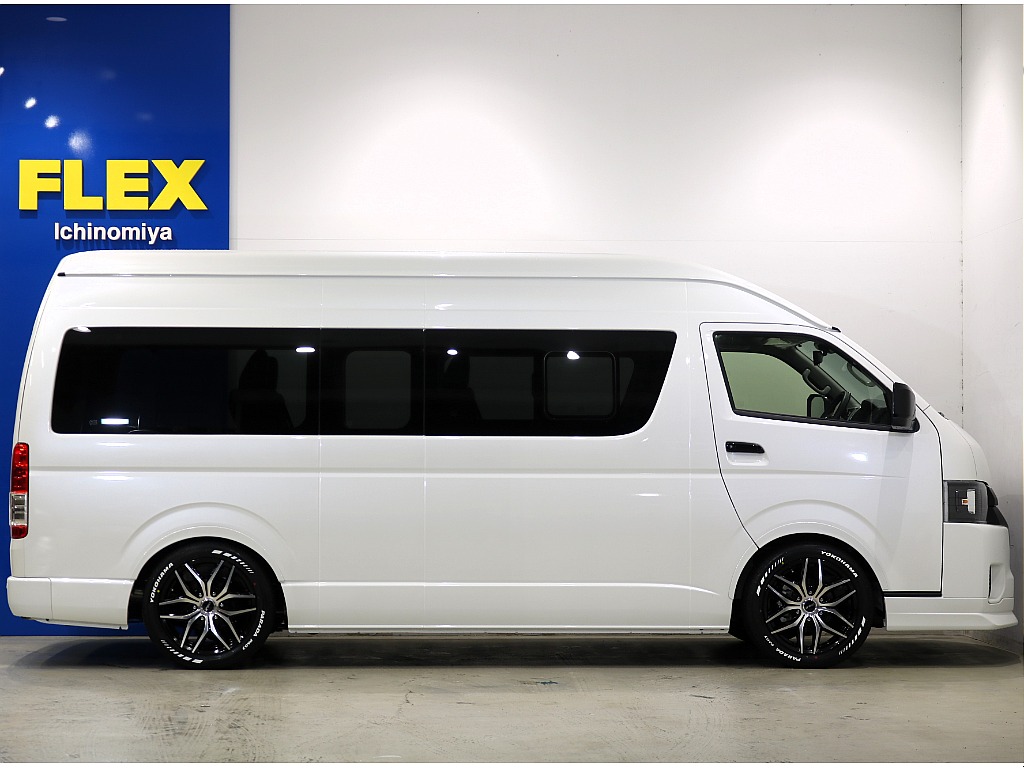 トヨタ ハイエース(8枚目)