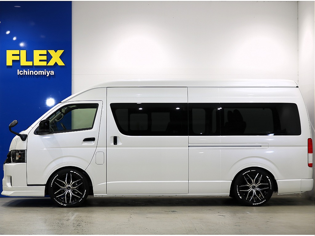 トヨタ ハイエース(9枚目)