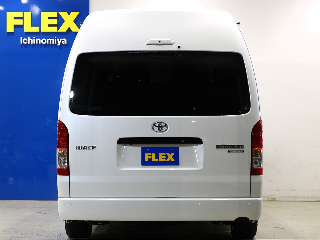 トヨタ ハイエース(10枚目)