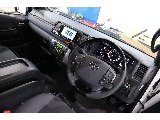 トヨタ ハイエースバン(13枚目)