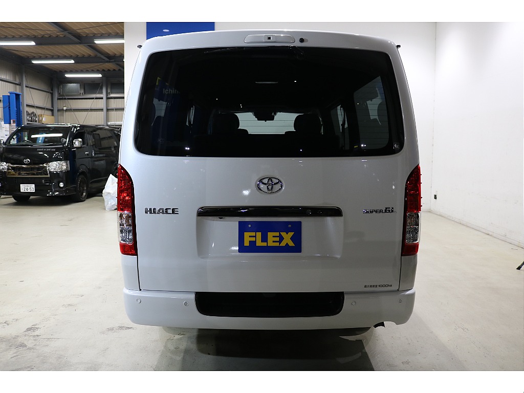 トヨタ ハイエースバン(26枚目)