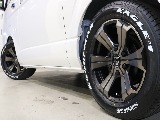 トヨタ ハイエースバン(4枚目)