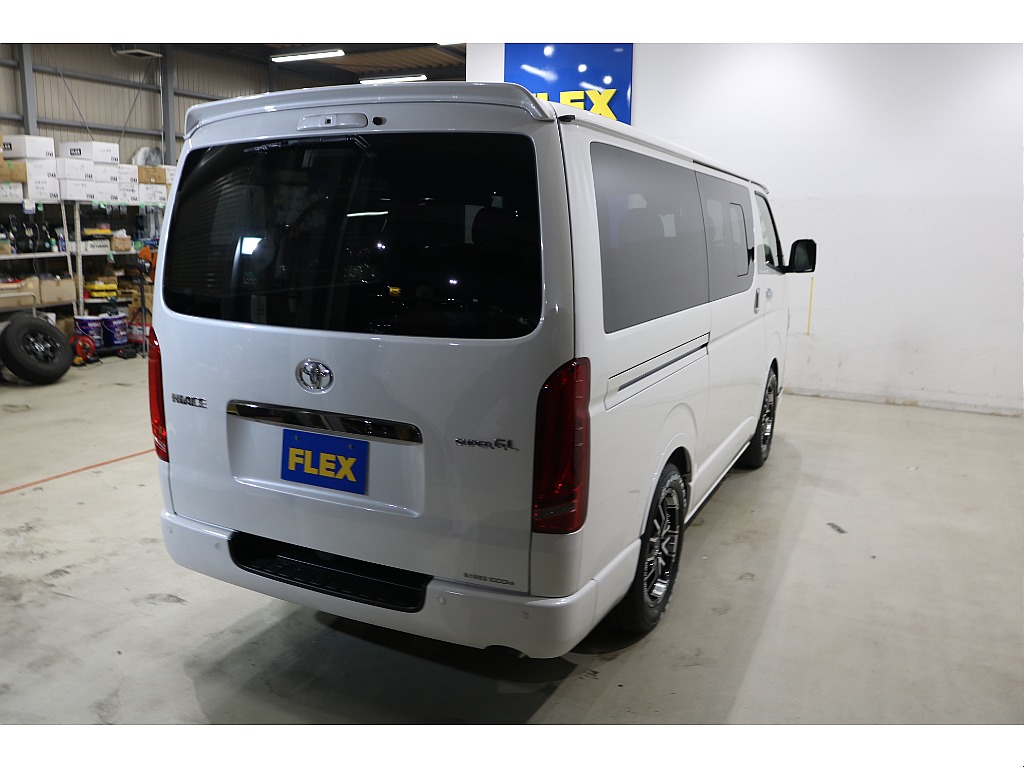 トヨタ ハイエースバン(26枚目)