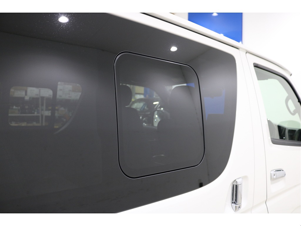 トヨタ ハイエースバン(27枚目)