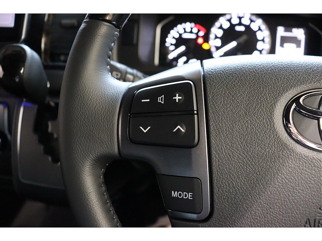 トヨタ ハイエースバン(33枚目)