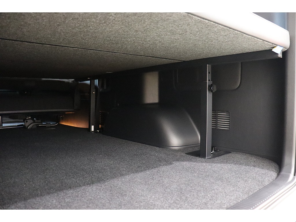 トヨタ ハイエースバン(40枚目)