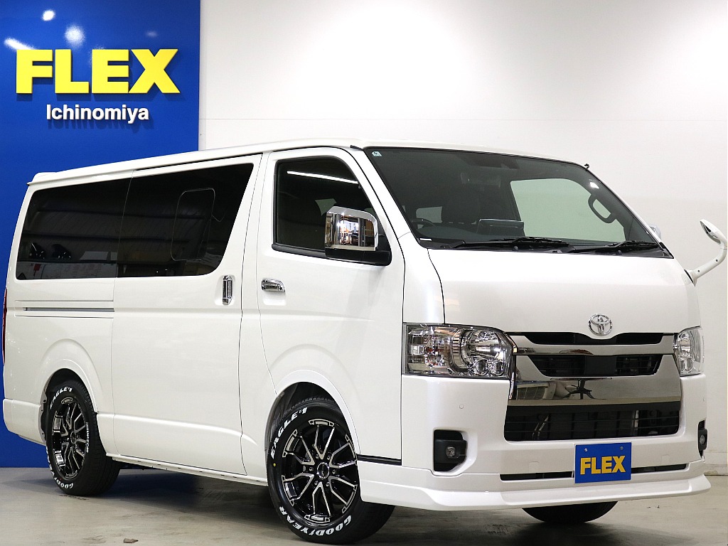 トヨタ ハイエースバン(6枚目)