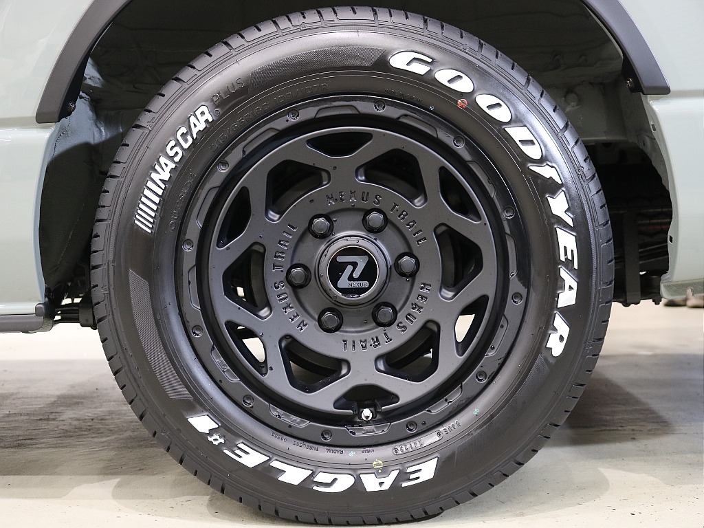 トヨタ ハイエースバン(20枚目)