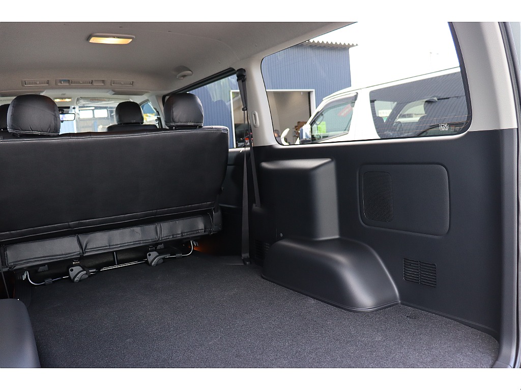 トヨタ ハイエースバン(40枚目)