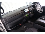トヨタ ハイエースバン(15枚目)
