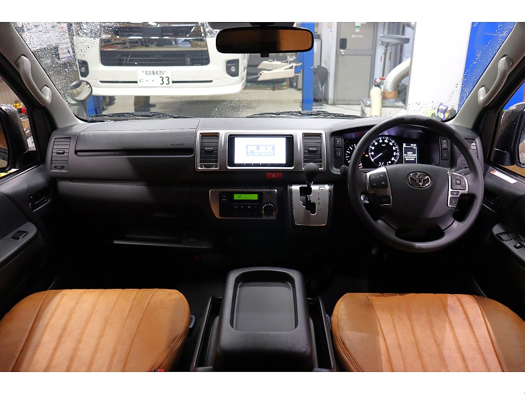 トヨタ ハイエースバン(12枚目)
