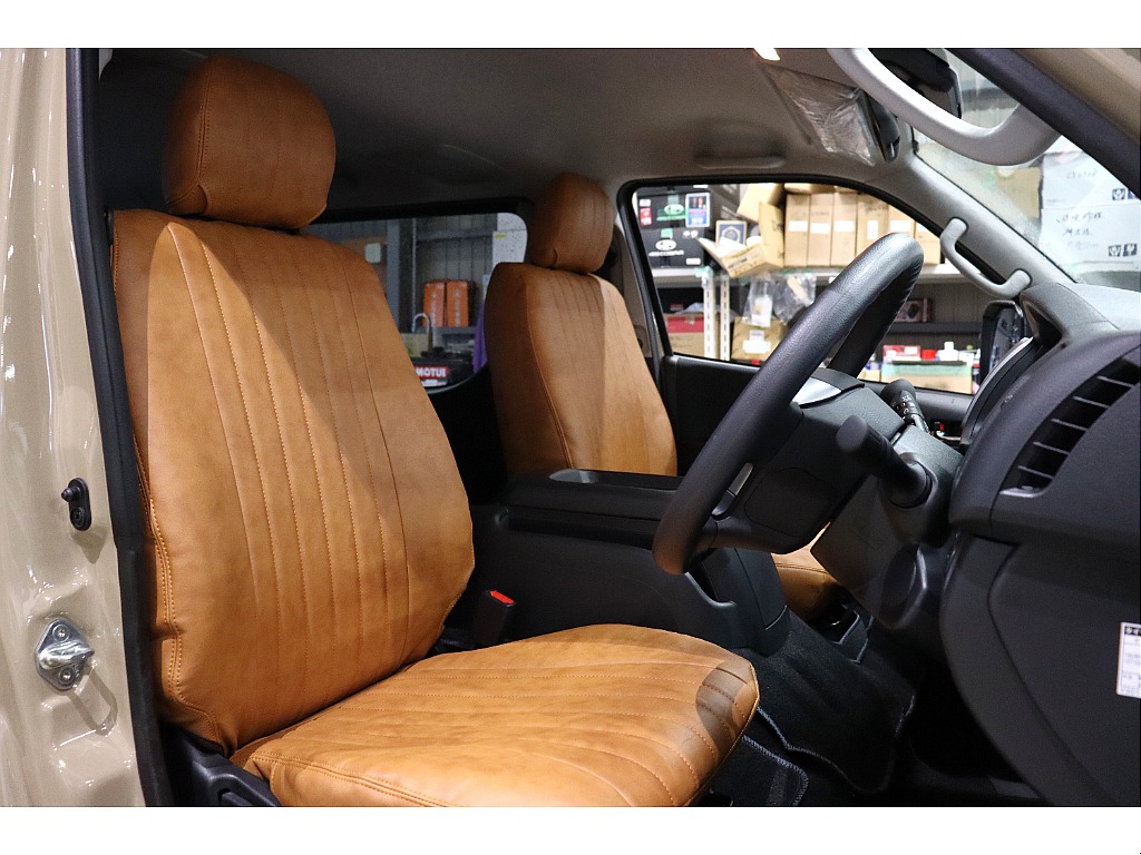 トヨタ ハイエースバン(14枚目)