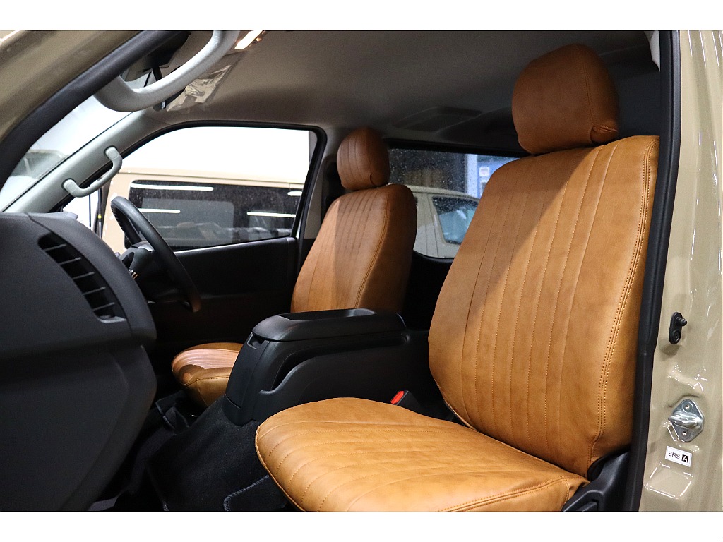 トヨタ ハイエースバン(16枚目)