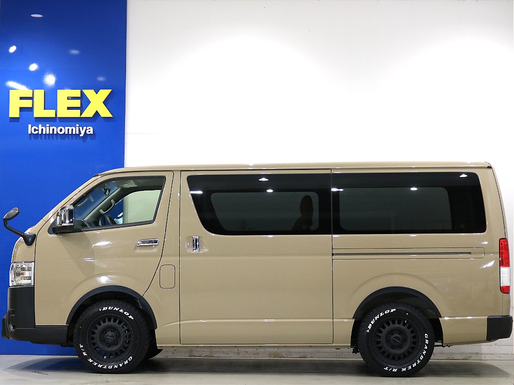 トヨタ ハイエースバン(9枚目)