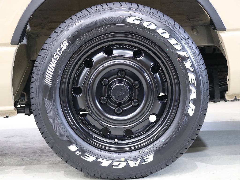 トヨタ ハイエースバン(20枚目)