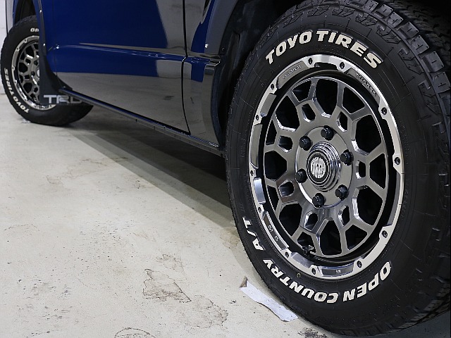 RUGGED ROCK 16インチアルミホイール/TOYO オープンカントリーR/T