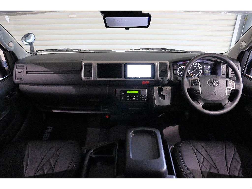 トヨタ ハイエース(12枚目)