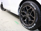 トヨタ ハイエース(4枚目)
