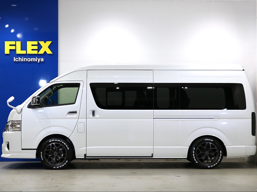 トヨタ ハイエース(9枚目)