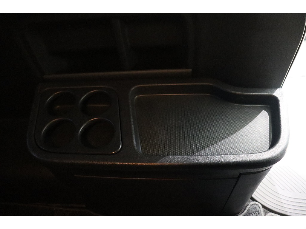 トヨタ ハイエース(38枚目)