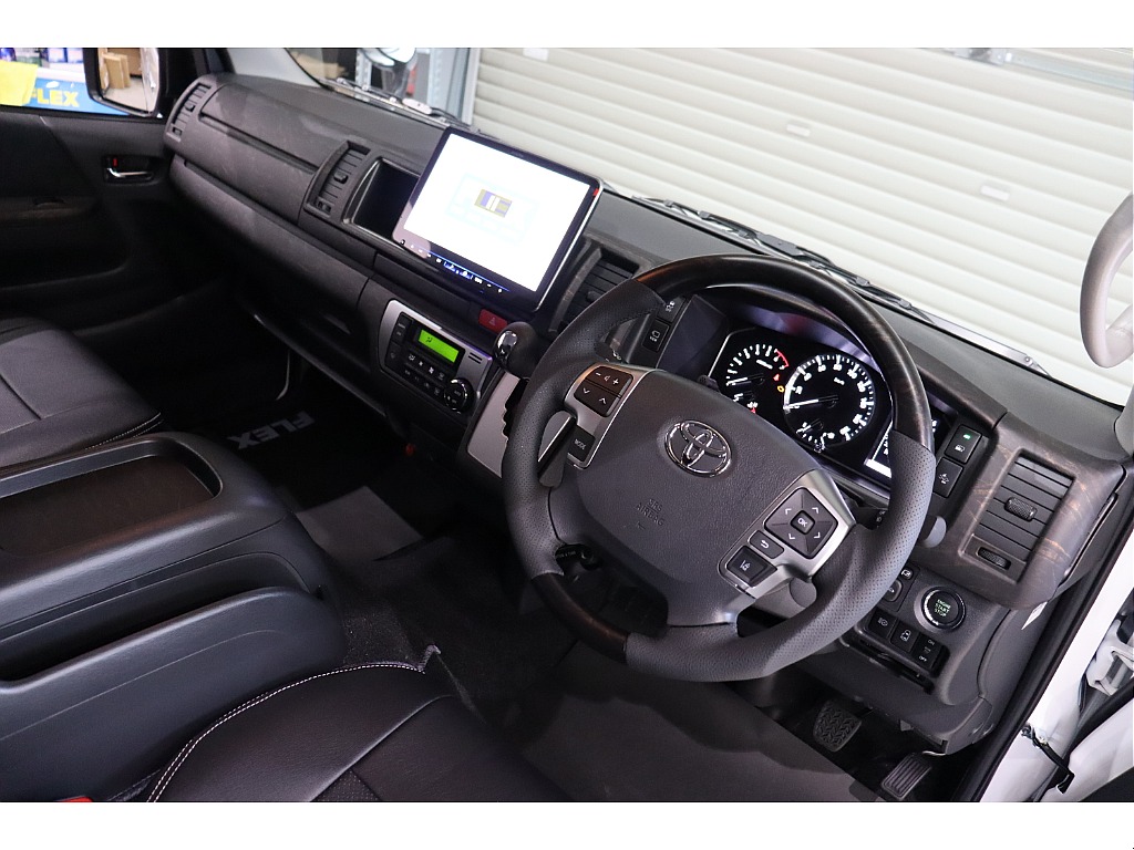 ステアリングリモコン