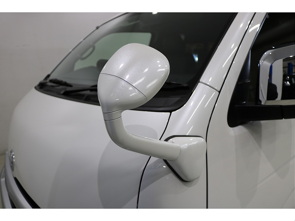 トヨタ ハイエース(28枚目)