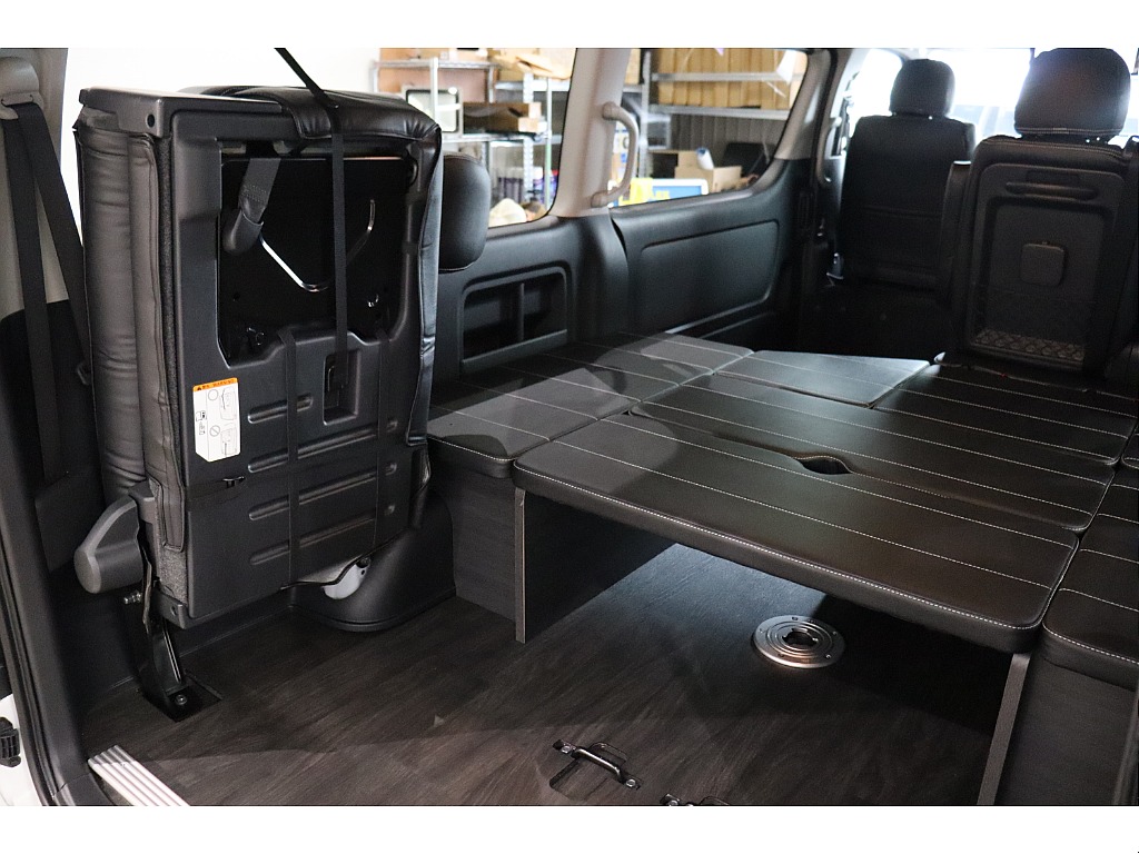 トヨタ ハイエース(33枚目)