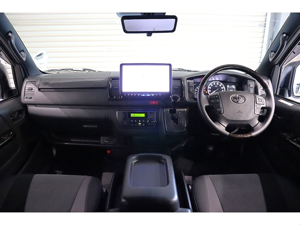 トヨタ ハイエースバン(12枚目)