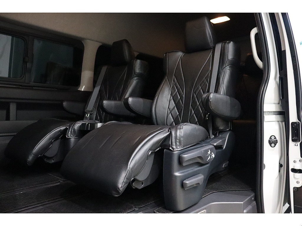 トヨタ ハイエース(18枚目)