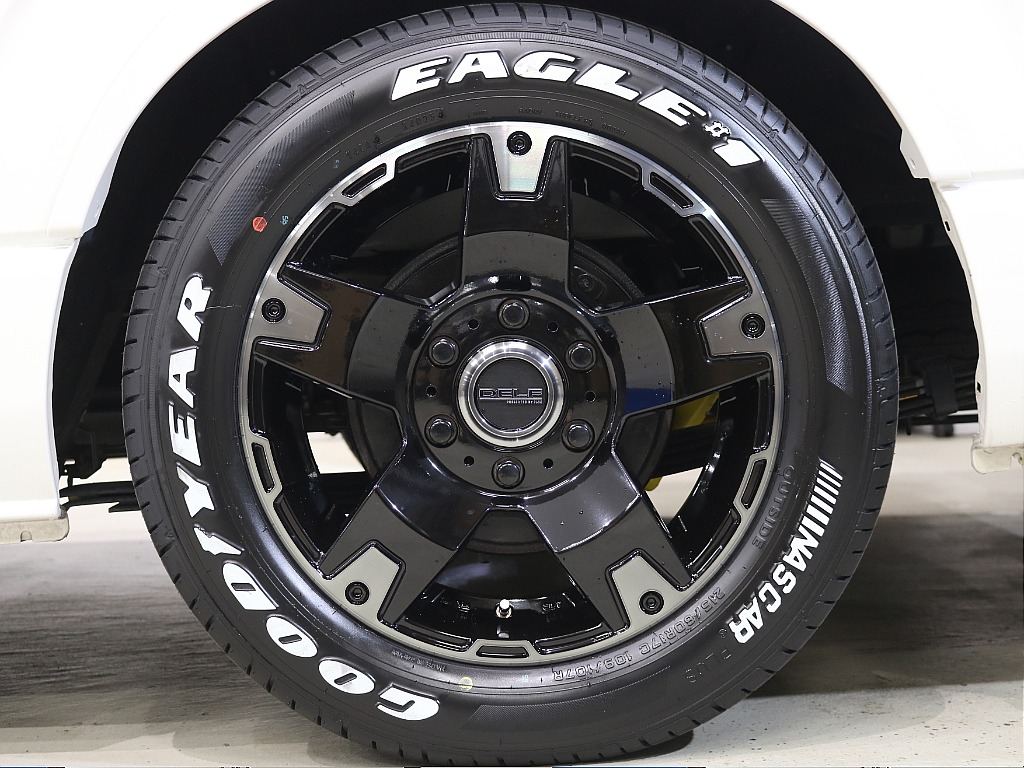 トヨタ ハイエース(20枚目)