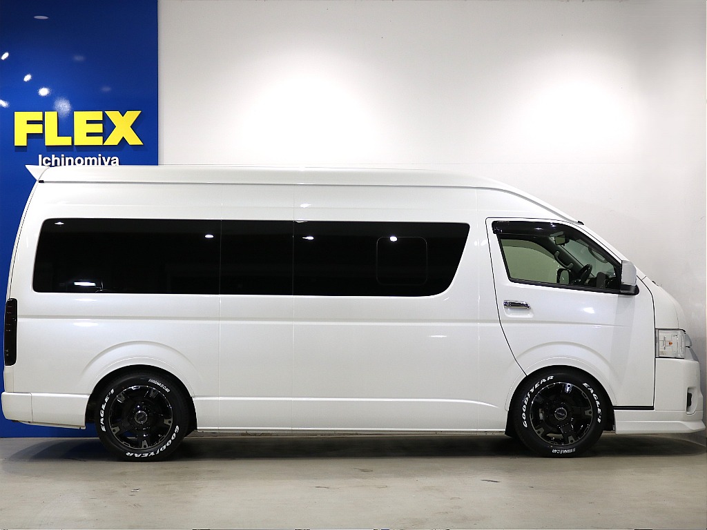 トヨタ ハイエース(8枚目)