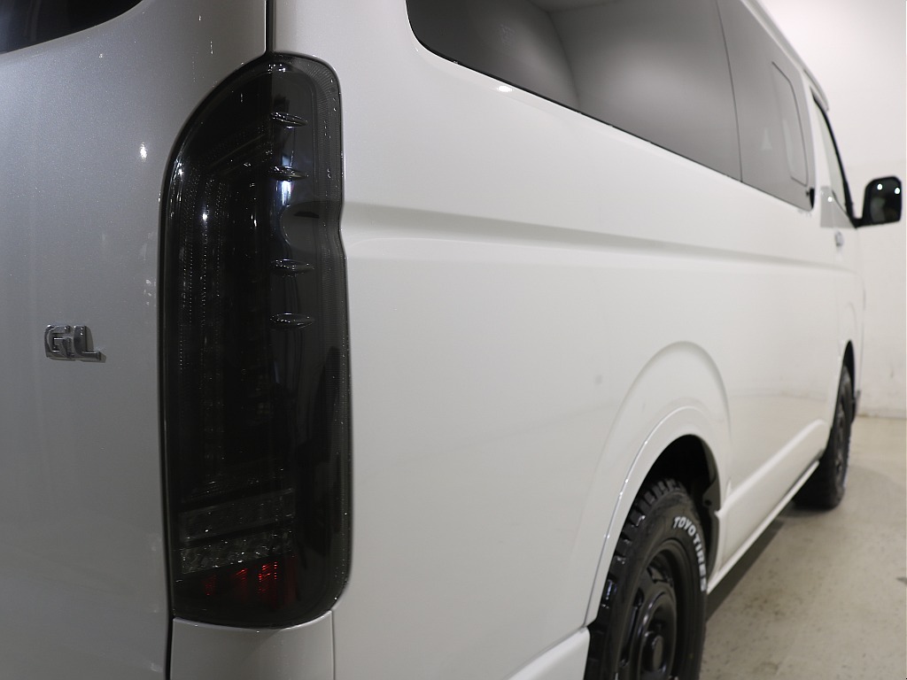トヨタ ハイエース(27枚目)