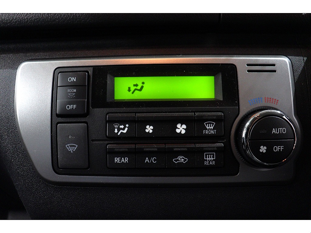 トヨタ ハイエース(5枚目)