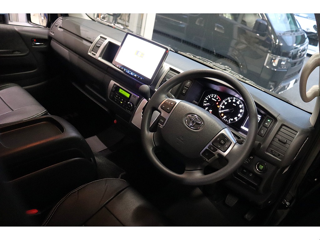 ステアリングリモコン