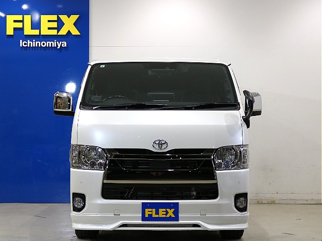 社外フロントリップ