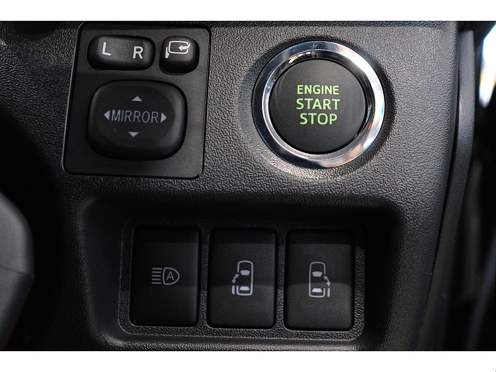 トヨタ ハイエースバン(20枚目)