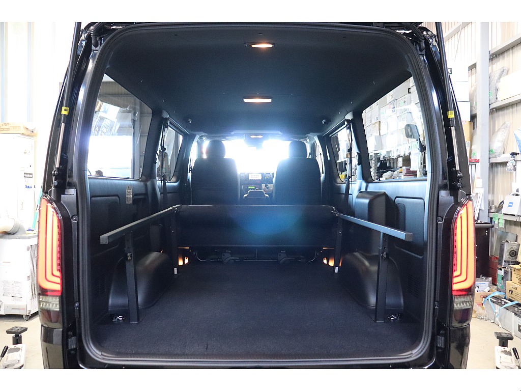 トヨタ ハイエースバン(25枚目)