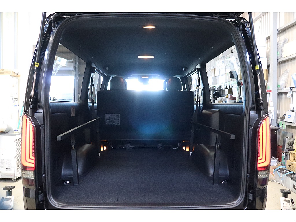 トヨタ ハイエースバン(26枚目)