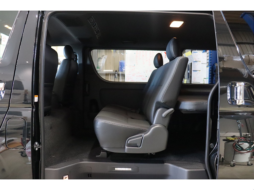 トヨタ ハイエースバン(38枚目)