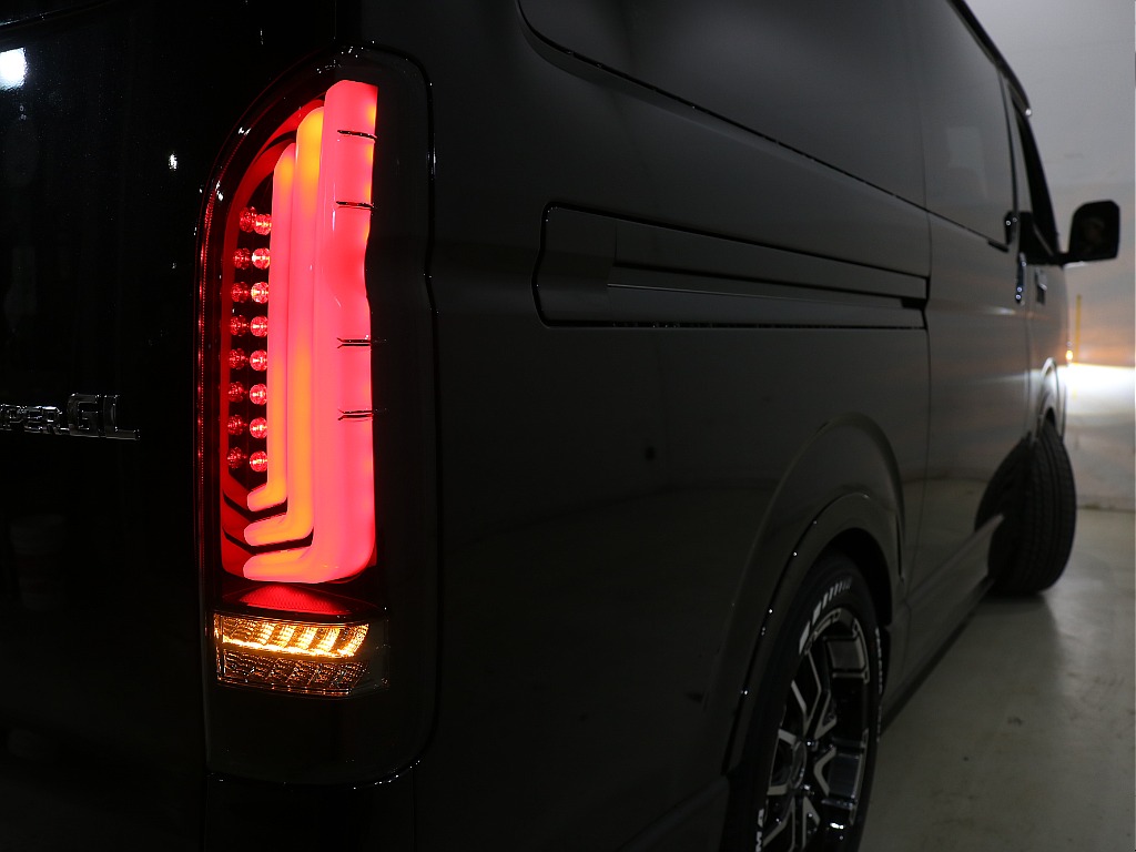 トヨタ ハイエースバン(49枚目)