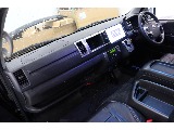 トヨタ ハイエース(15枚目)