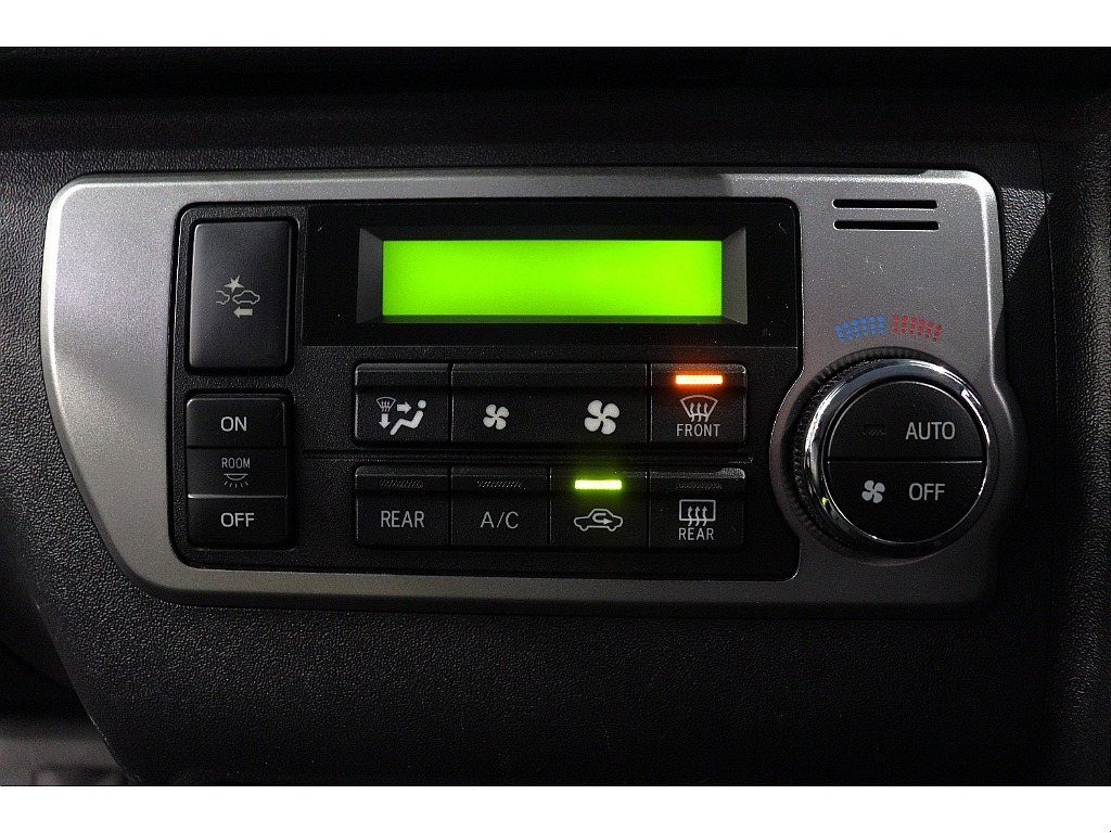 トヨタ ハイエース(28枚目)