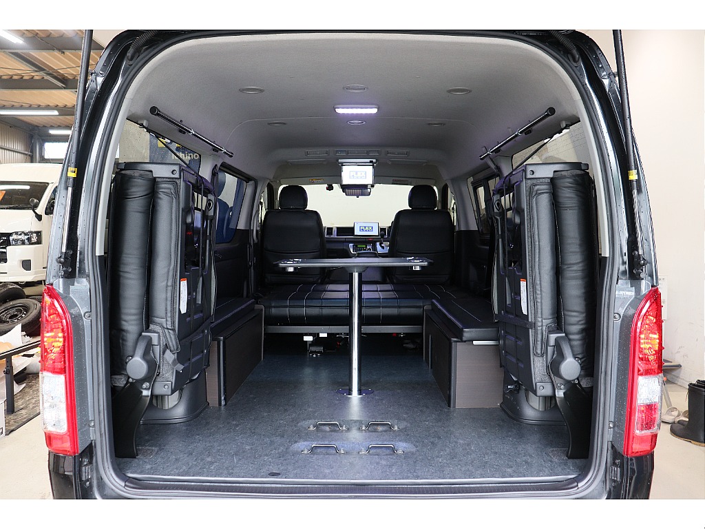 トヨタ ハイエース(41枚目)