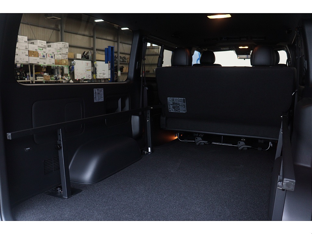 トヨタ ハイエースバン(19枚目)