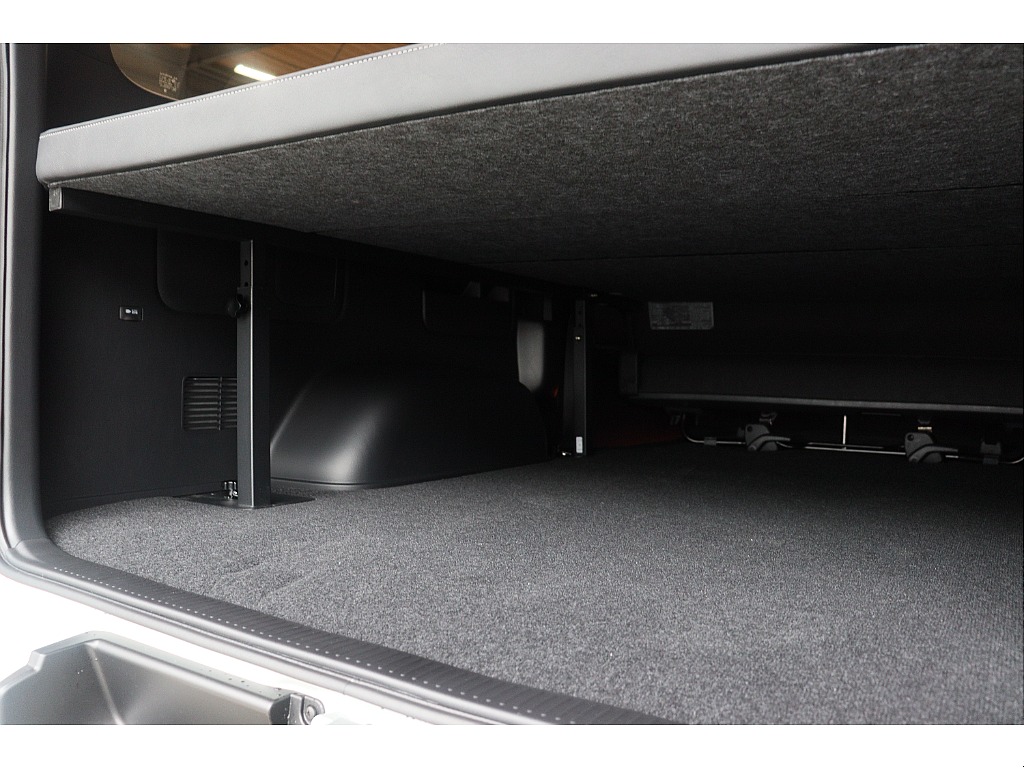 トヨタ ハイエースバン(23枚目)