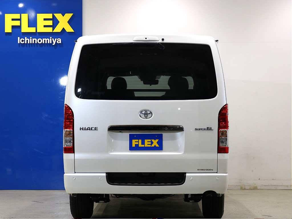 トヨタ ハイエースバン(32枚目)