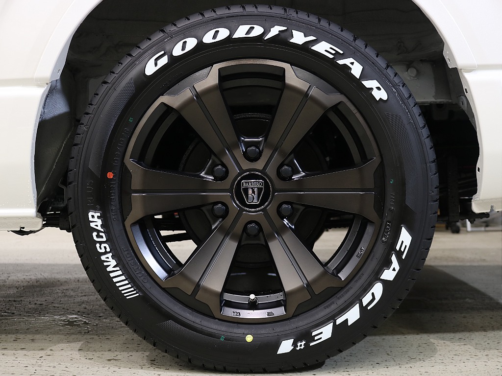 トヨタ ハイエースバン(37枚目)