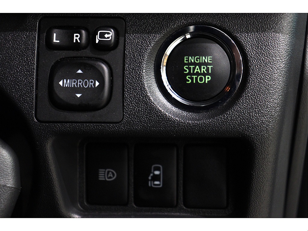 トヨタ ハイエース(23枚目)