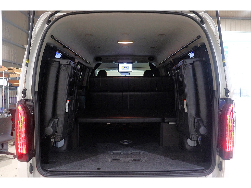 トヨタ ハイエース(28枚目)